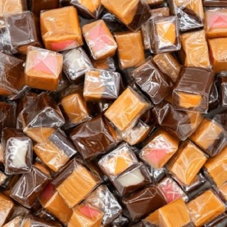 Funtasty Milk Vanilla Assorted Caramel Square Funtasty Milk Vanilla Assorted Caramel Square